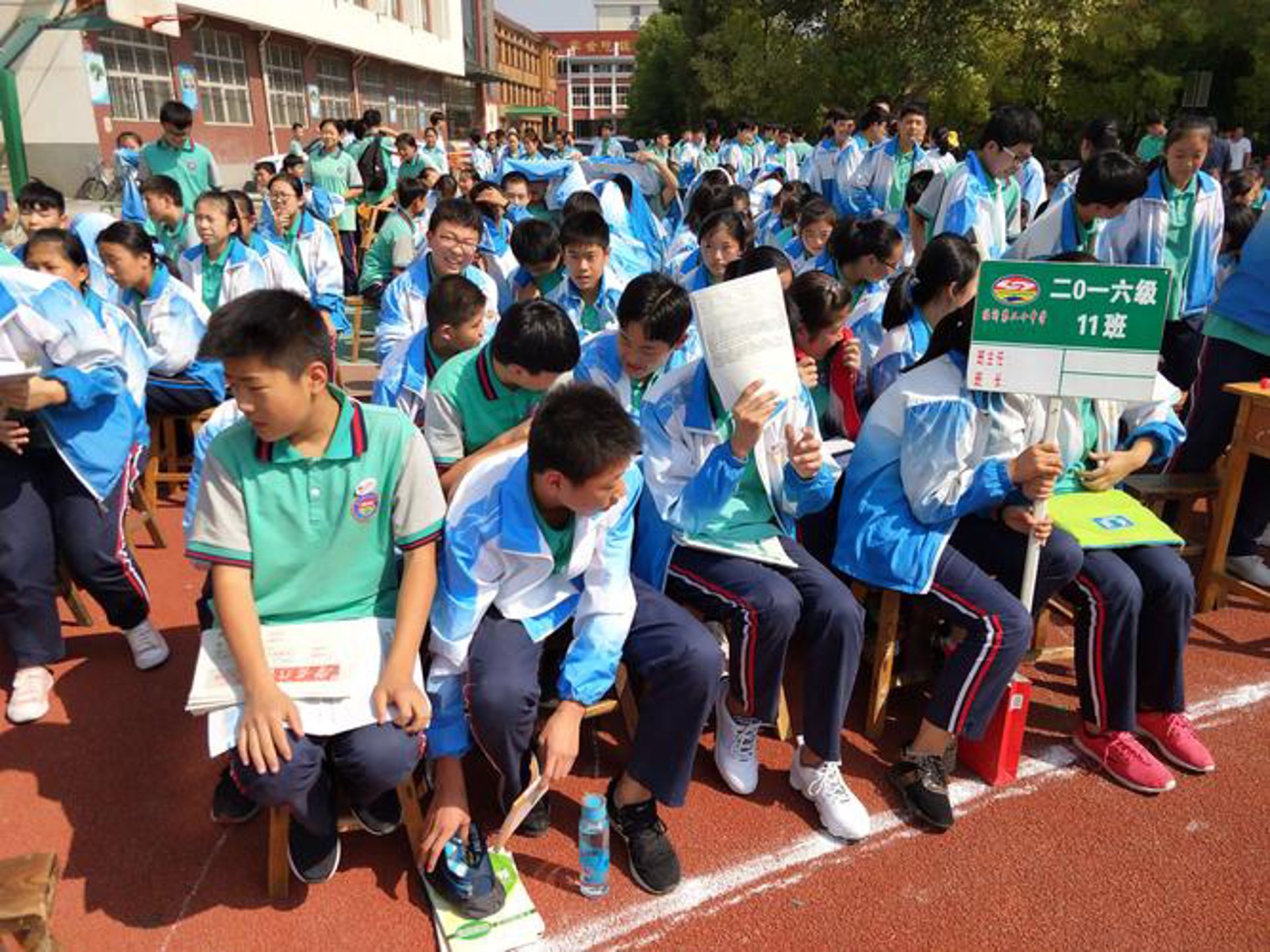 内销电脑桌